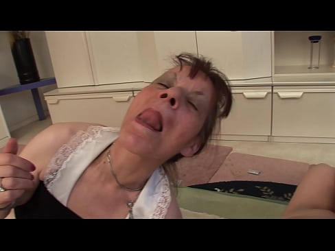 ❤️ To bedstemødre og en bedstefar har en trekant Sex video at da.dienlanhbk.top