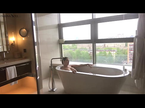❤️ Kæmpe babe ondt i sin fisse på badeværelset Sex video at da.dienlanhbk.top